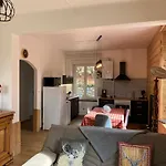 Gîte 3 étoiles L\'apparté de G au calme avec balcon et parking privé